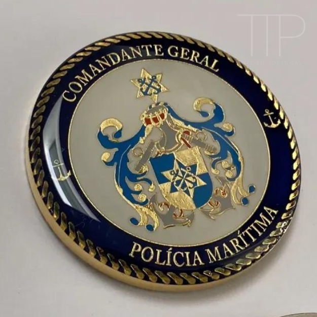 a medal of policia maritima