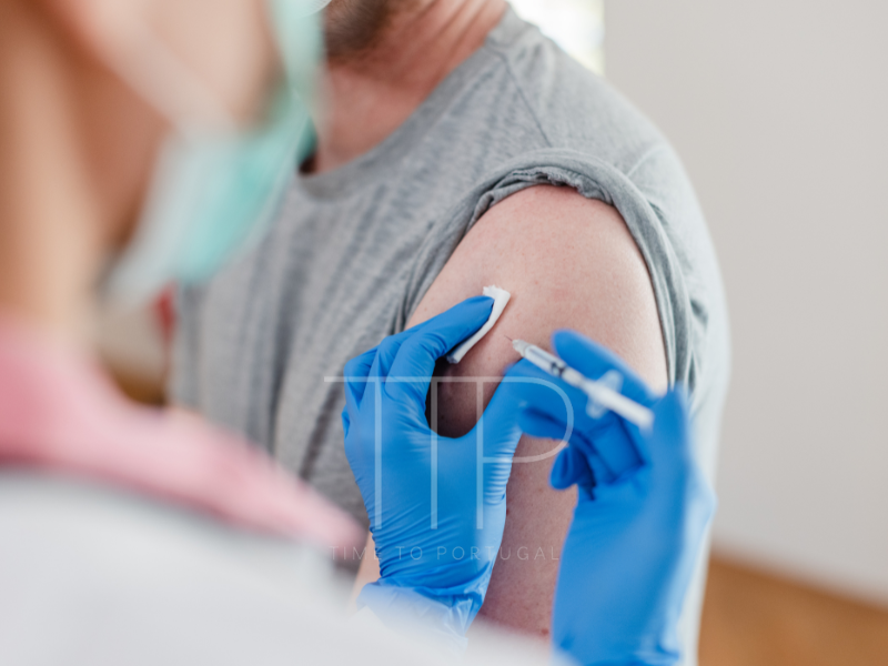 Man getting Covid vaccinated